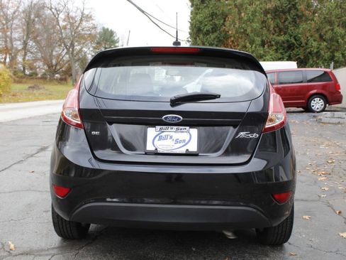 Used 2015 Ford Fiesta SE image 27