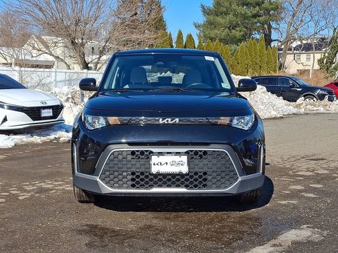Certified 2023 Kia Soul LX w/ LX Technology Package image 2