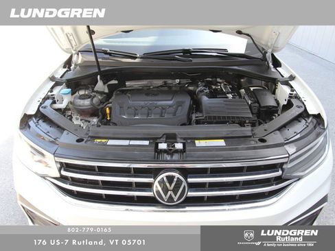 Used 2022 Volkswagen Tiguan SE image 22