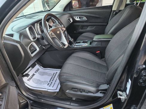 Used 2017 Chevrolet Equinox LT w/ Convenience Package AWD/4WD image 8