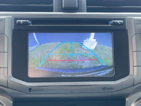 Used 2015 Toyota 4Runner SR5 image 22