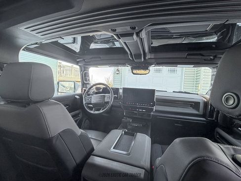 Used 2025 GMC Hummer EV 2X AWD/4WD image 49