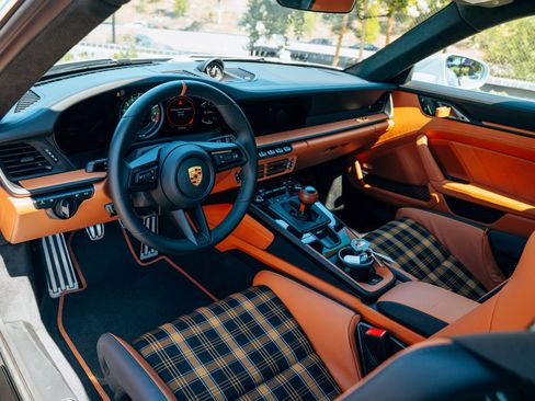 Certified 2024 Porsche 911 GT3 RS image 5