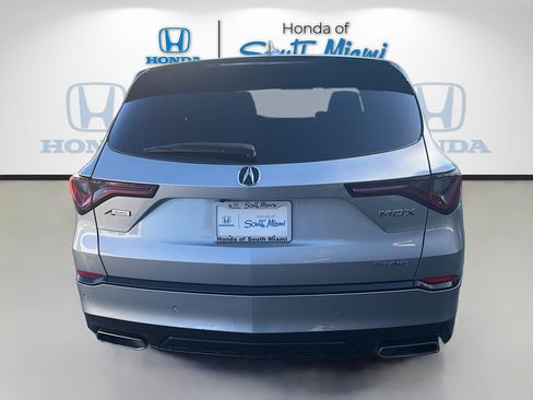 Used 2025 Acura MDX A-Spec image 6
