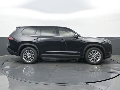 New 2026 Toyota Grand Highlander AWD image 2