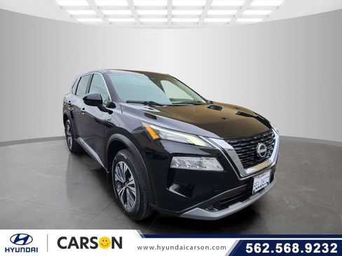 Used 2023 Nissan Rogue SV FWD image 1