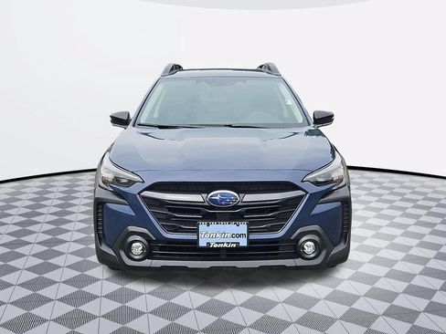 Used 2025 Subaru Outback Premium AWD/4WD image 9
