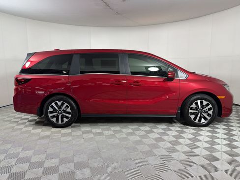 New 2026 Honda Odyssey EX-L image 8