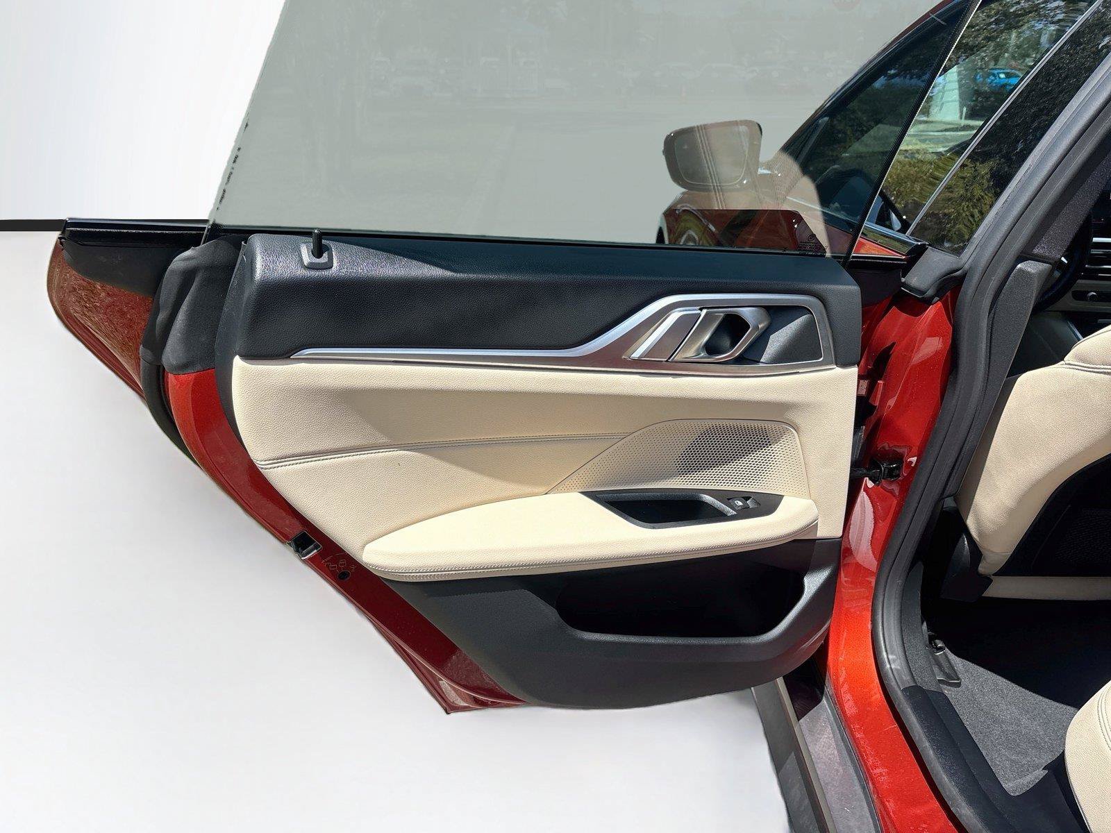 Used 2023 BMW i4 eDrive35 w/ Premium Package RWD image 15