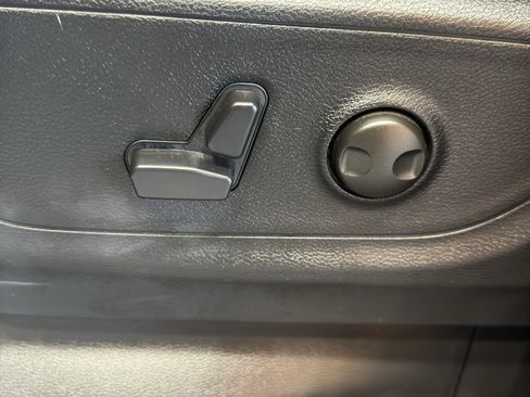 Used 2026 RAM 1500 Big Horn AWD/4WD image 16