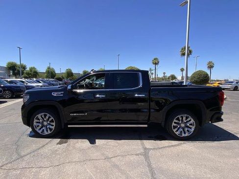 Used 2022 GMC Sierra 1500 Denali w/ Denali Reserve Package AWD/4WD image 4