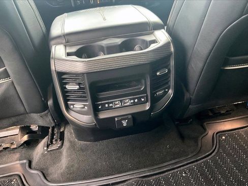 Used 2021 RAM 1500 Limited image 32