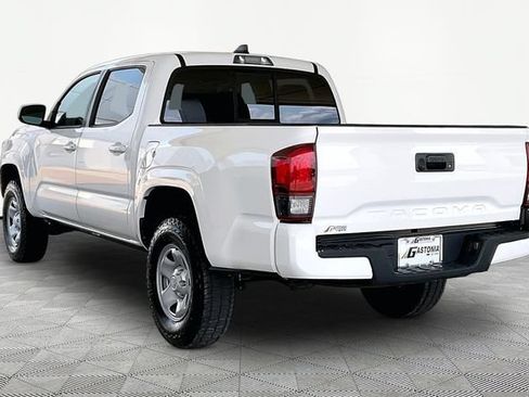Used 2020 Toyota Tacoma SR w/ SR Convenience Package RWD image 4