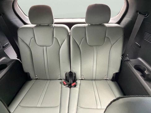 Used 2024 Kia Sorento SX Prestige w/ Sage Leather Package AWD/4WD image 14