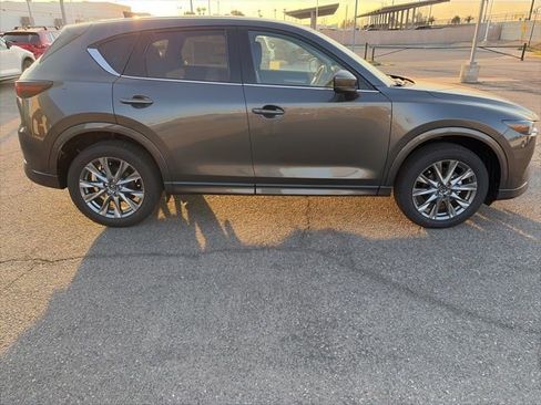 New 2025 MAZDA CX-5 AWD 2.5 S w/ Premium Plus Pkg image 6