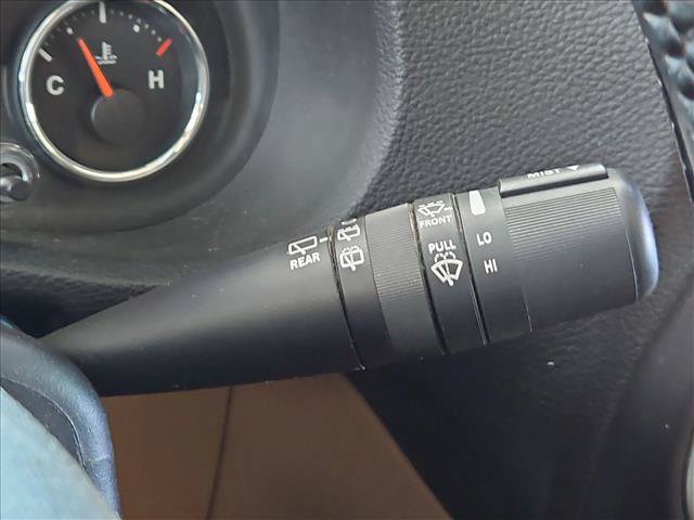 Used 2011 Jeep Wrangler Unlimited Sahara w/ Connectivity Group AWD/4WD image 25