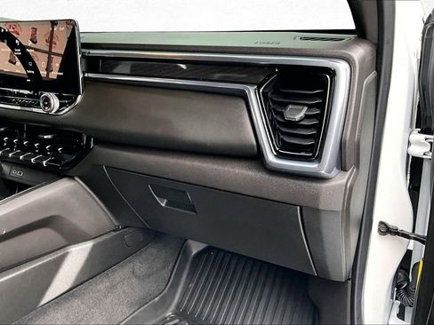 Used 2024 GMC Canyon Elevation w/ Trailering Package image 24