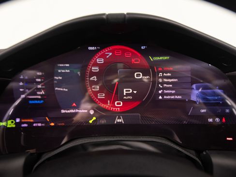 Certified 2025 Ferrari Roma Spider RWD image 22