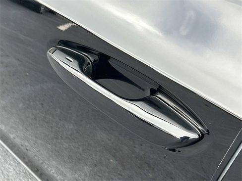 Used 2023 Lexus ES 350 w/ Premium Package image 13