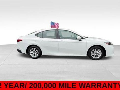 Used 2026 Toyota Camry LE FWD image 9