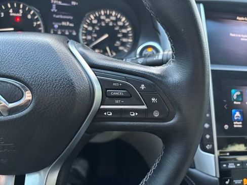 Used 2021 INFINITI Q50 Luxe AWD/4WD image 18