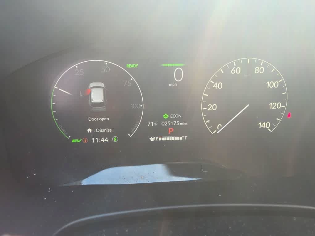 Used 2025 Honda CR-V Sport image 8