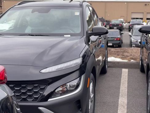 Used 2023 Hyundai Kona SEL w/ Cargo Package AWD/4WD image 5