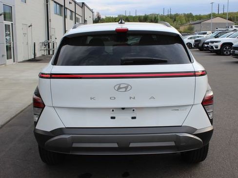 Used 2026 Hyundai Kona SEL Premium AWD/4WD image 26