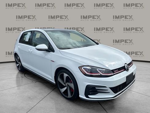 Used 2020 Volkswagen GTI SE image 7