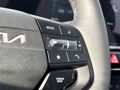 New 2026 Kia Sportage S image 17