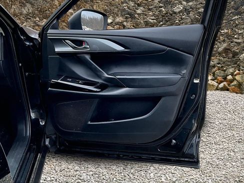 Used 2023 MAZDA CX-9 Touring image 22