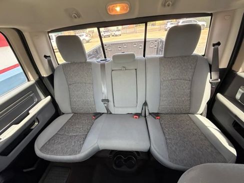 Used 2017 RAM 1500 Big Horn RWD image 15