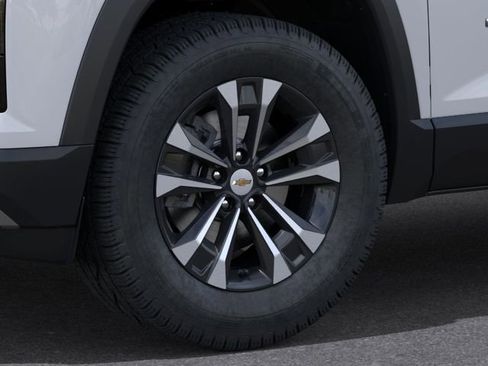 New 2026 Chevrolet Equinox LT image 9