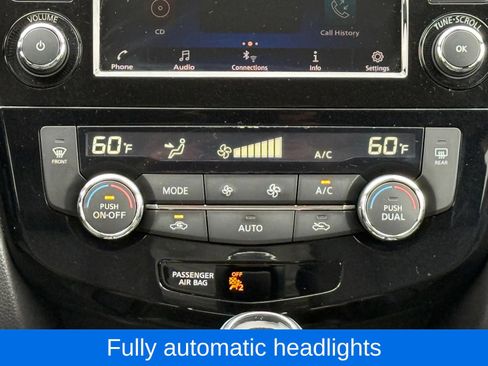Used 2020 Nissan Rogue SV AWD/4WD image 24