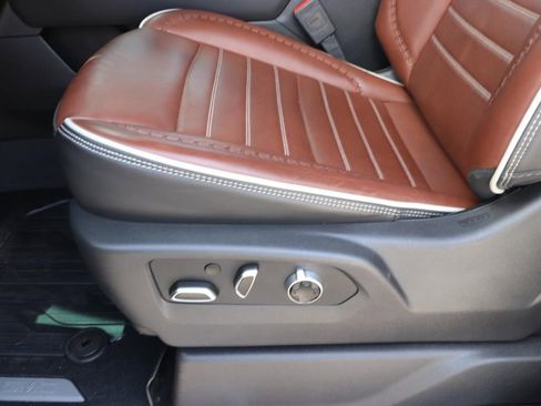 Used 2025 GMC Sierra 1500 Denali Ultimate image 18