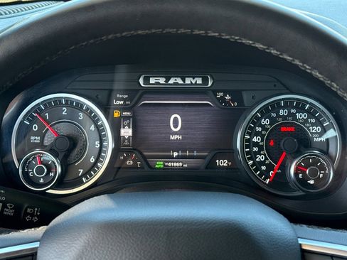 Used 2025 RAM 1500 Big Horn AWD/4WD image 38