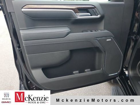 New 2026 GMC Sierra 1500 Elevation w/ Elevation Premium Package AWD/4WD image 8