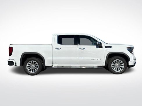 Used 2024 GMC Sierra 1500 Denali w/ Technology Package image 2