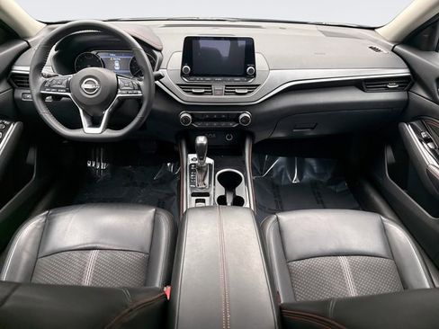 Used 2023 Nissan Altima 2.5 SR image 14