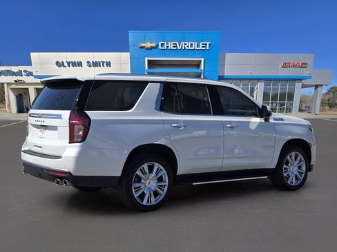 Used 2024 Chevrolet Tahoe High Country AWD/4WD image 5