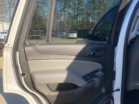 Used 2020 Chevrolet Tahoe LT image 10