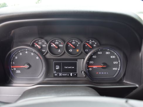 Used 2020 Chevrolet Silverado 1500 Custom Trail Boss w/ Custom Convenience Package AWD/4WD image 16