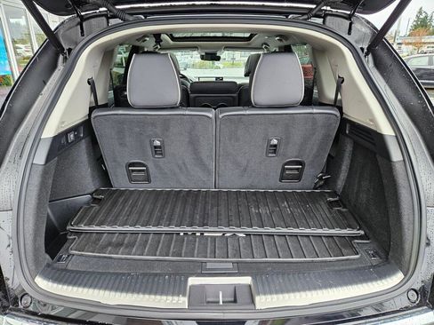 Certified 2023 Acura MDX SH-AWD w/ Advance Package image 17