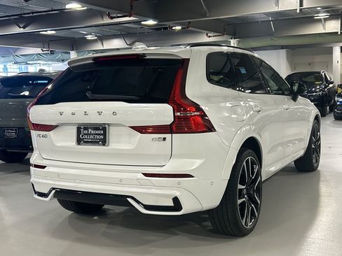 Used 2023 Volvo XC60 B5 Ultimate w/ Climate Package AWD/4WD image 2
