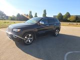 Used 2016 Jeep Grand Cherokee Overland image 2