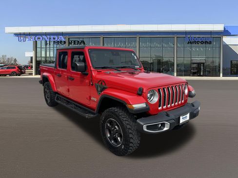 Used 2020 Jeep Gladiator Overland AWD/4WD image 6
