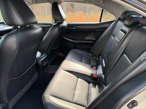 Used 2014 Lexus IS 250 w/ Navigation Package image 18