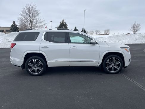 Used 2017 GMC Acadia Denali image 6