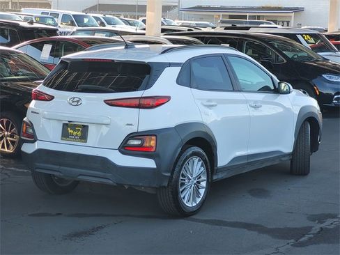 Used 2021 Hyundai Kona SEL image 4