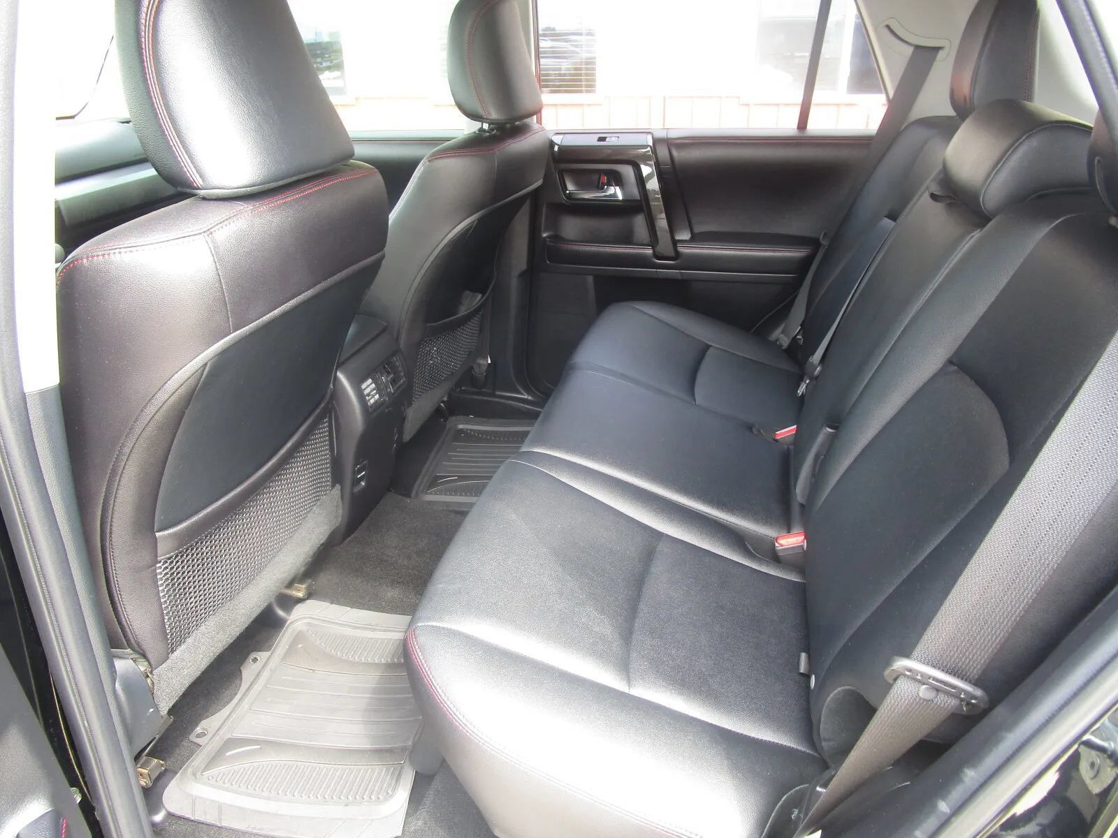 Used 2016 Toyota 4Runner Trail Premium AWD/4WD image 15